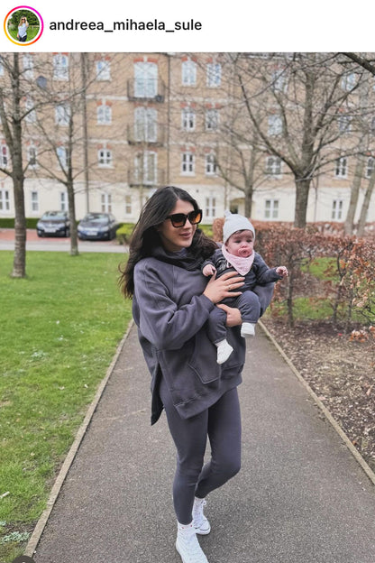 Conjunto de sudadera con capucha y leggings color carbón